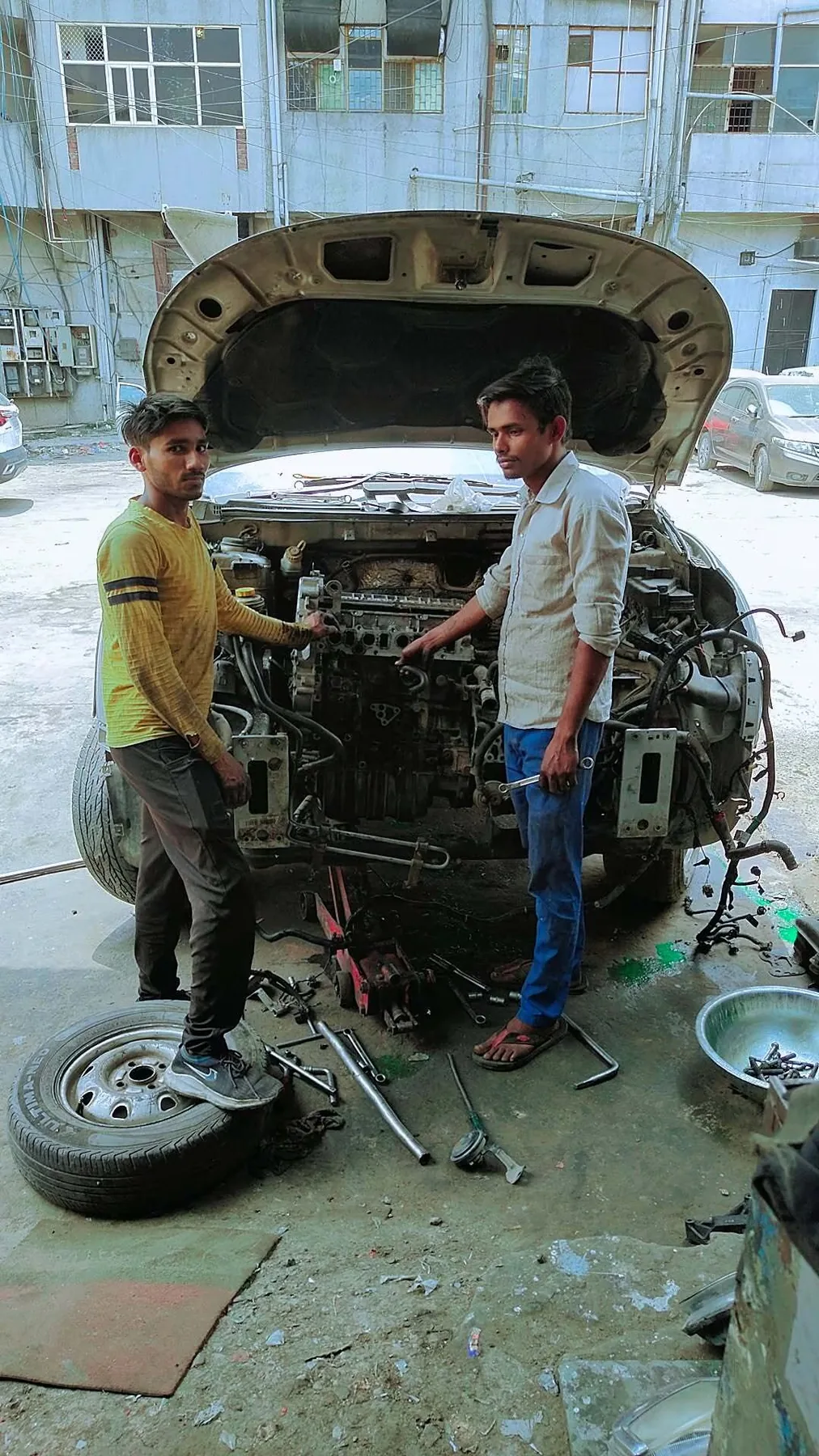 Real Workshop Image 16 — Elite Car Workshop